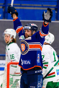 Växjös Emil Pettersson jublar