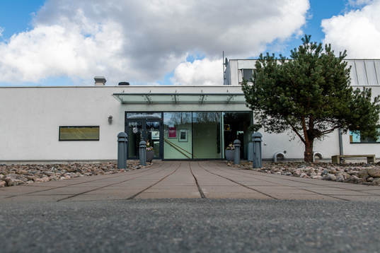 Entrén vid Gothia Park Academy