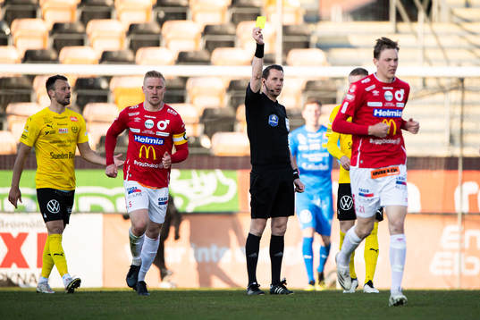 Degerfors Sebastian Olsson tilldelas en varning