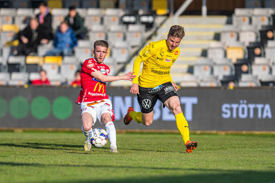 Degerfors Anton Kralj Mjällbys Joel Nilsson