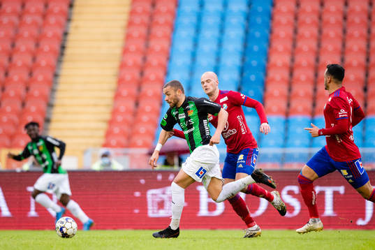 GAIS Malkolm Moenza och Östers Jonathan Drott