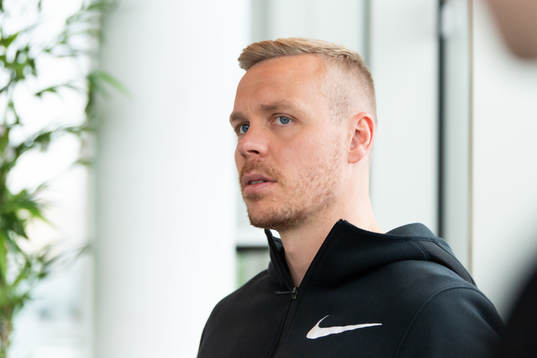 IFK Göteborgs Kolbeinn Sigthorsson blir intervjuad