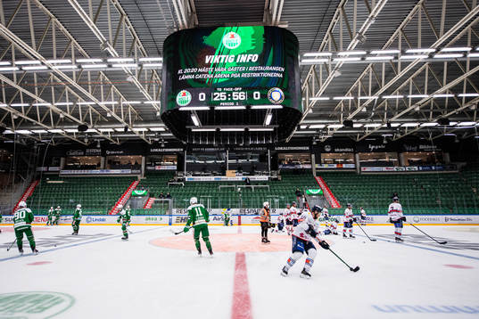 Information på jumbotronen till gästerna på Catena Arena