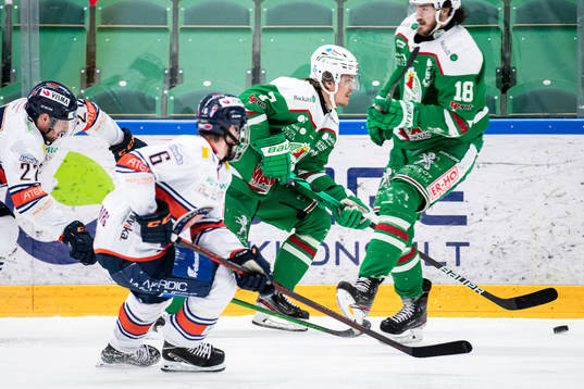 Rögles Erlend Lesund och Dennis Everberg mot Växjös