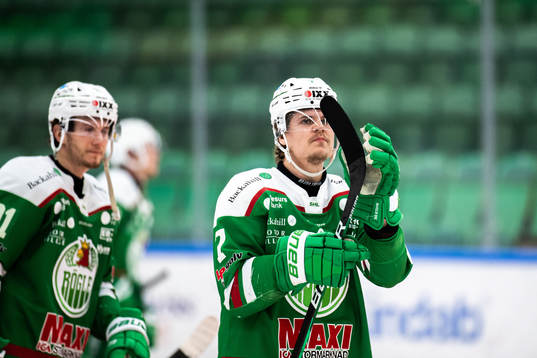 Rögles Erlend Lesund jublar