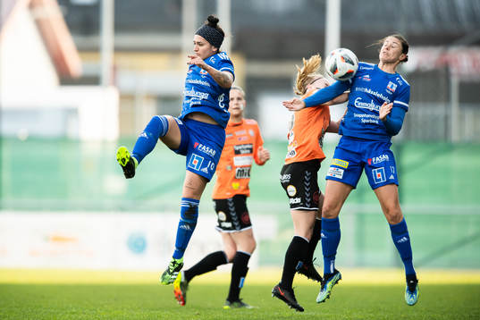 Vittsjös Fernanda Da Silva och Emily Gielnik