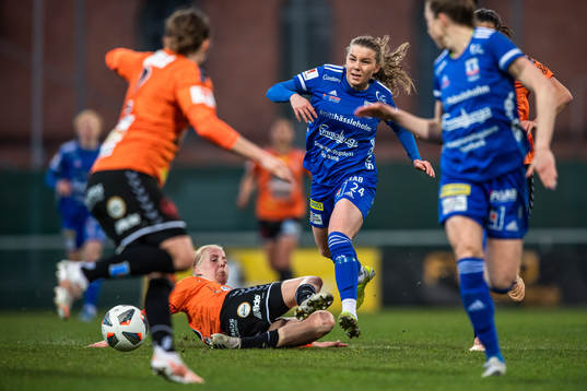 Kristianstads Eveliina Summanen och Vittsjös Ebba Hed