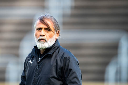 AFC Eskilstunas tränare Özcan Melkemichel