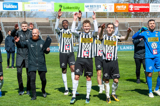 Landskronas assisterande tränare Max Mölder, Passi