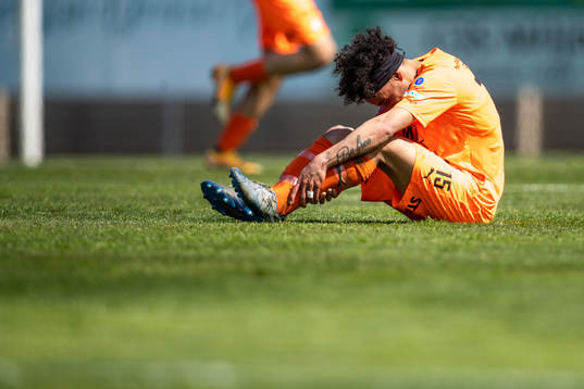 AFC Eskilstunas Viktor Fors har ont