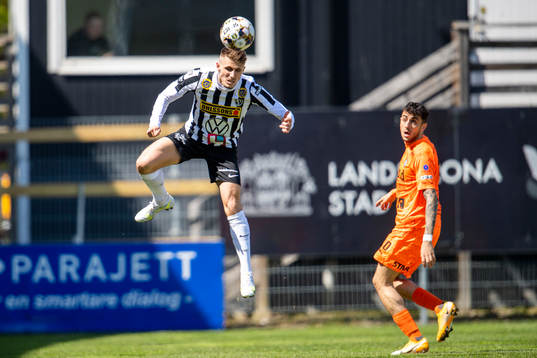 Landskronas Hampus Ferhm nickar
