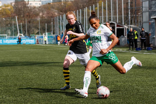 s Caroline Murray och Hammarbys Madelen Janogy