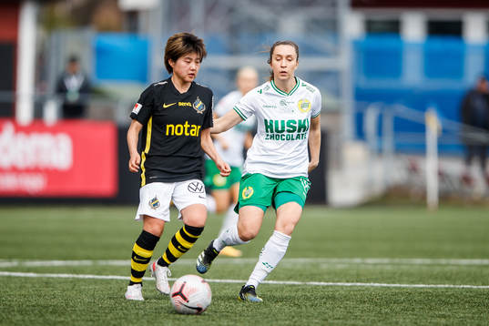 s Honoka Hayashi och Hammarbys Fanny Hjelm