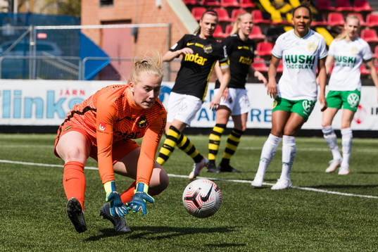 s målvakt Milla-Maj Majasaari