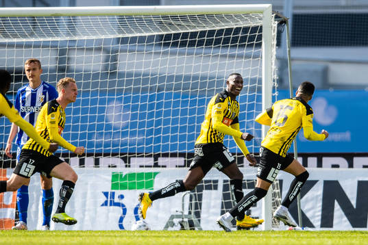 Häckens Godswill Ekpolo  jublar