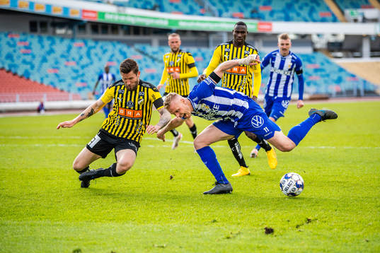 Häckens Joona Toivio och IFK Göteborgs Kolbeinn