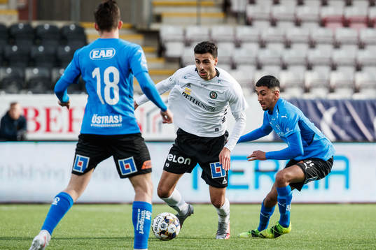 Örebros Deniz Hümmet och Halmstads Halmstads Amir