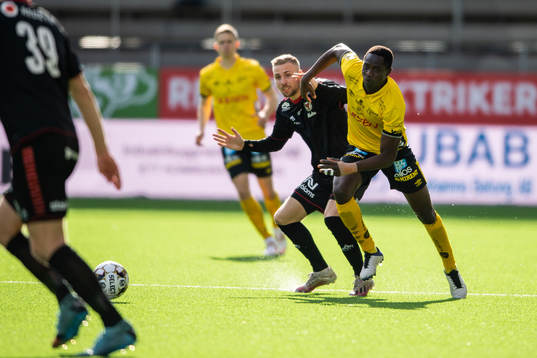 Kalmars Jonathan Ring och Elfsborgs Maudo Lamine Jarjué