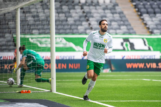 Hammarbys Abdul Khalili jublar