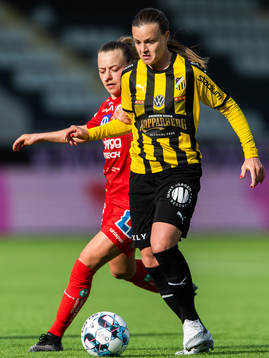 Linköpings Olga Ahtinen och Häckens Milica Mijatovic