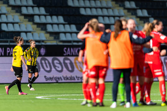 Häckens Filippa Angeldahl deppar