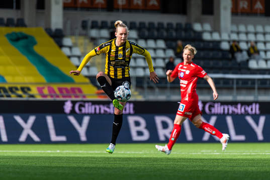 Häckens Stina Blackstenius