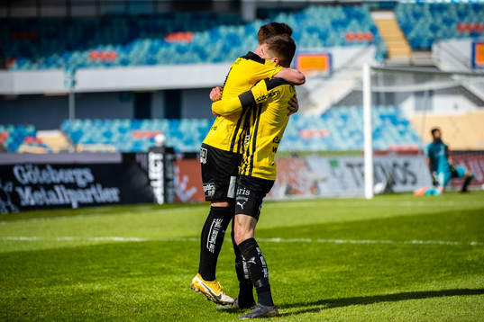 Häckens Tobias Heintz jublar