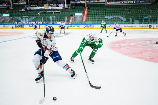 Växjös Miika Koivisto och Rögles Adam Tambellini