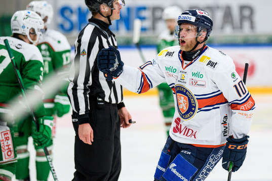 Växjös Richard Gynge jublar