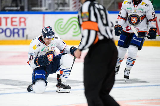 Växjös Richard Gynge jublar