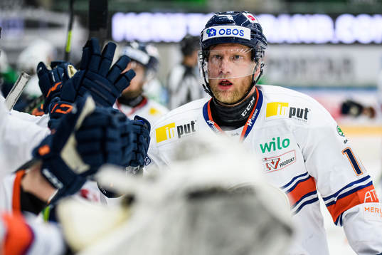 Växjös Richard Gynge jublar
