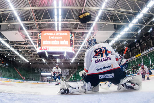 Växjös målvakt Erik Källgren släpper in 1-1