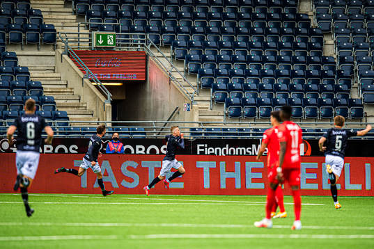 Samuel Kari Fridjonsson of Viking celebrates