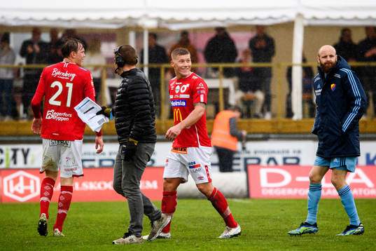 Degerfors Victor Edvardsen jublar
