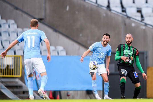 Malmö FFs Erdal Rakip och Varbergs Robin Simovic