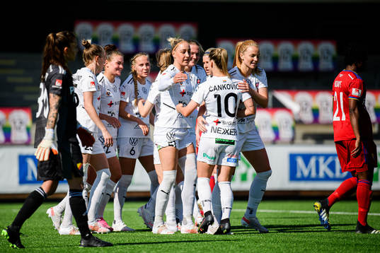Rosengårds Sanne Troelsgaard jublar