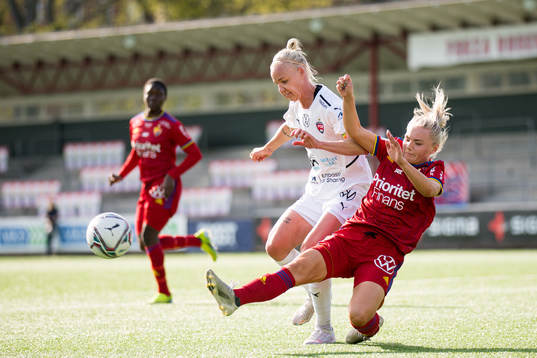 Rosengårds Caroline Seger och Djurgårdens Louise Hvarfner
