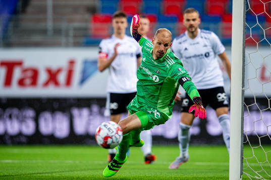 Goalkeeper André Hansen of Rosenborg
