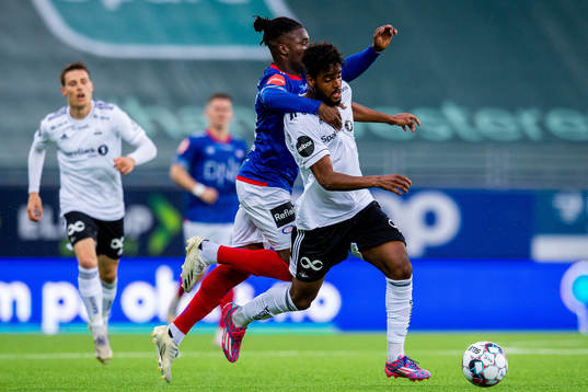 Sam Adekugbe of Vålerenga and Emil Ceide of Rosenborg
