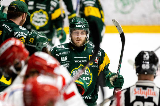 Björklövens Fredric Andersson jublar