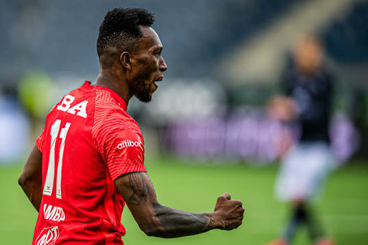 Karamoko Daouda Bamba of Brann scelebrates