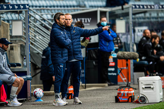 Bjarte Lunde Aarsheim, head coach of Viking, and Morten