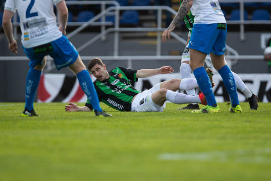 GAIS Adnan Maric ligger ner