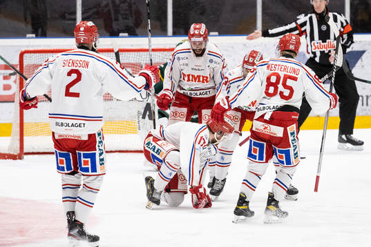 Timrås Johan Lindholm jublar