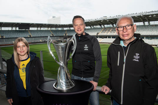 Malgorzata Chrzanowska, projektledare Uefa, Thomas