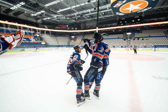 Växjös Marcus Sylvegård jublar