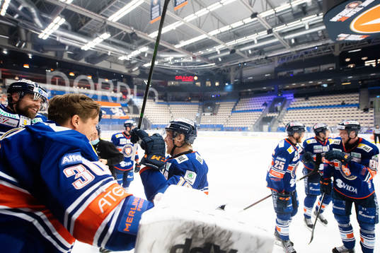 Växjös Marcus Sylvegård jublar