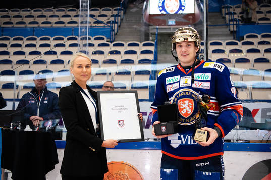 Växjös Pontus Holmberg tilldelas Stefan Liv Memorial