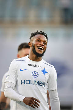 IFK Norrköpings Samuel Adegbenro jublar