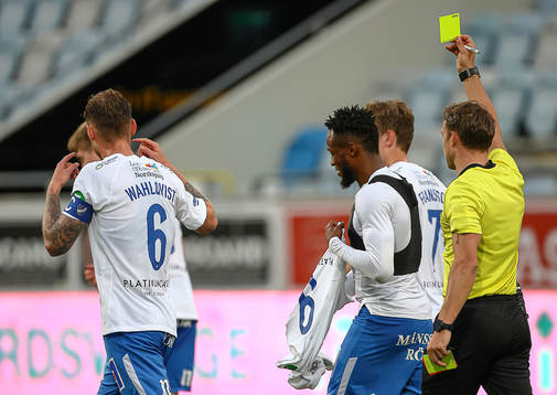 IFK Norrköpings Samuel Adegbenro jublar